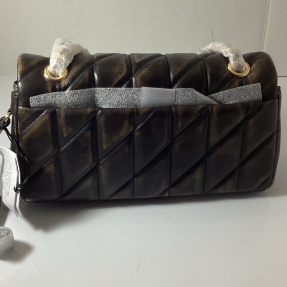 Coach Quilted Tabby 20 shoulder bag in black Nappa leather. - Picture 7 of 13
